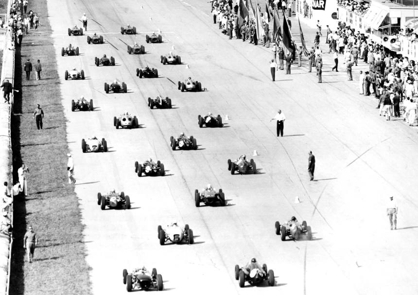 Griglia di partenza del Gran premio del 1961 (Publifoto/Olycom)